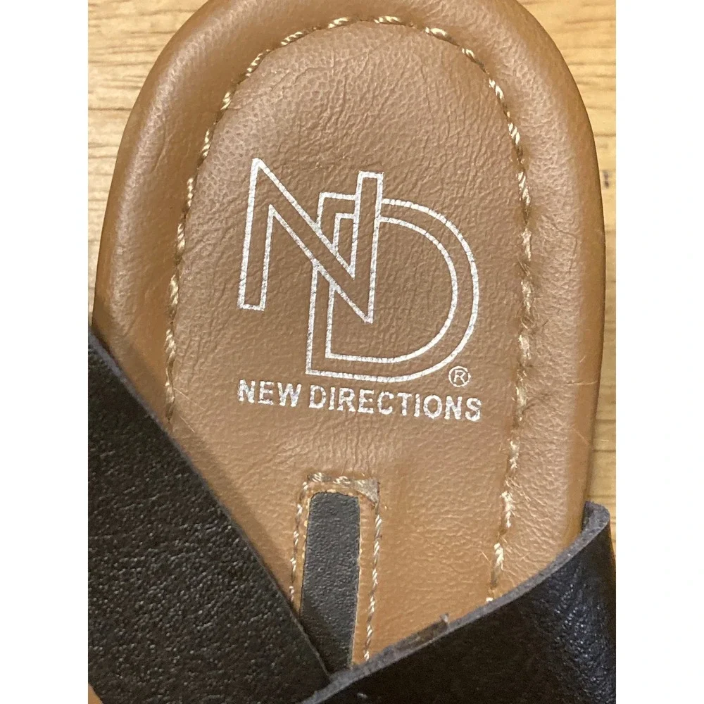 New Directions Womens Strappy Wedge Sandals Black Faux Leather‎ Size 9 Low Heel